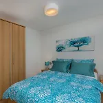Luxury Sonja *