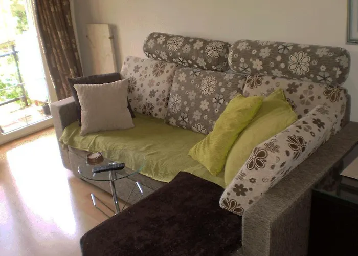 Luxury Sonja بوريتش