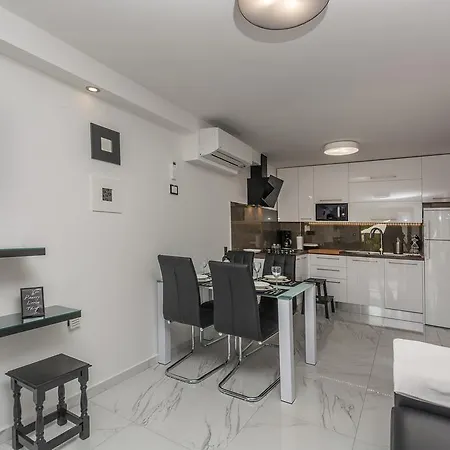 Apartment Luxury Sonja