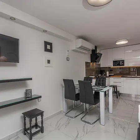 Apartment Luxury Sonja