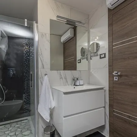 Luxury Sonja Пореч