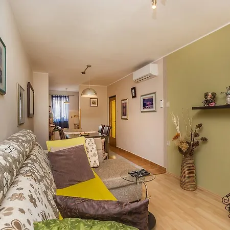 Luxury Sonja Пореч